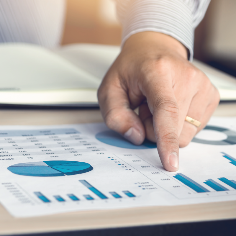 Mutual Funds: Diversify Your Portfolio for Financial Growth with AAdvantage Insurance Group | Illinois Financial Planner